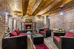 Q&B Hotel