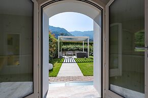 Bianco Hotel