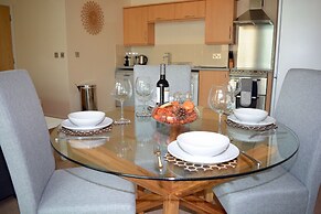 Brightleap Apartments - Silbury View