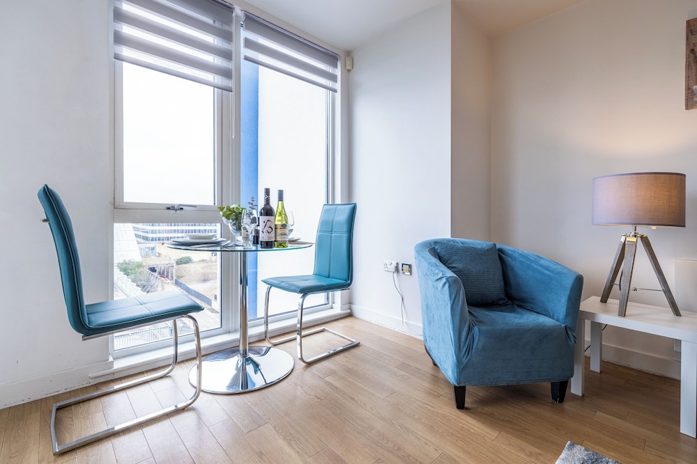 Brightleap Apartments - The Hub