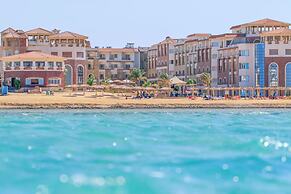 Royal Beach Serviced Apartments