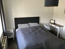 Steinaskjól Apartments - Strandgata