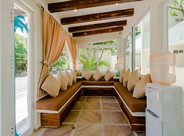 Casa del Árbol Condo