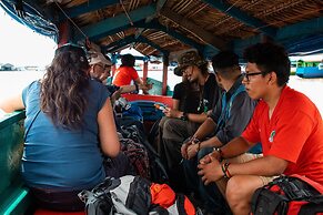 AMAZON CANOPY EXPEDITIONS ECOLODGE