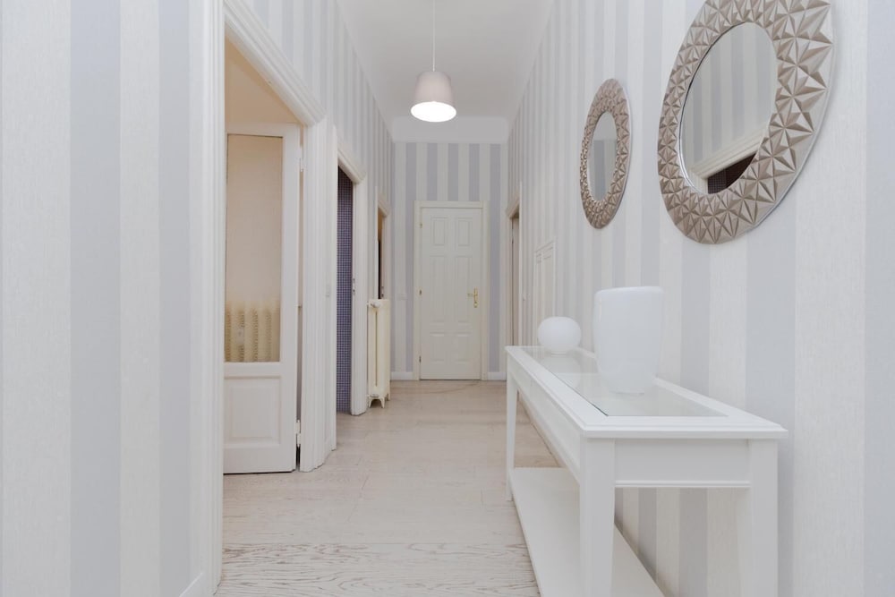 Be Apartments Stoppani II