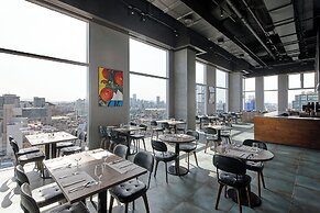 L7 HONGDAE by LOTTE HOTELS