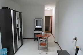 Pizza Italy Restaurant & Guesthouse