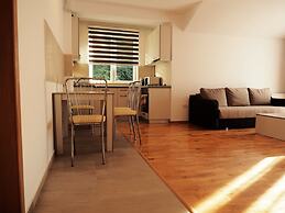 Hill Residence