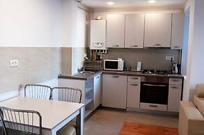 Hill Residence