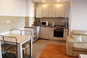 Hill Residence