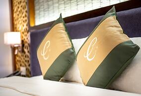 Conifer Grand Hotel