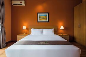 Acappella Suite Hotel