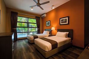 Acappella Suite Hotel