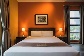 Acappella Suite Hotel