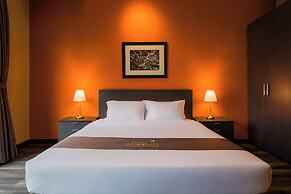 Acappella Suite Hotel