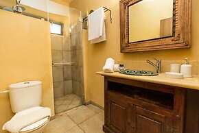 Kami Suites Hotel