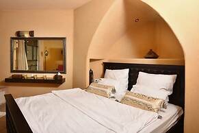 Kami Suites Hotel