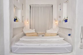Kami Suites Hotel