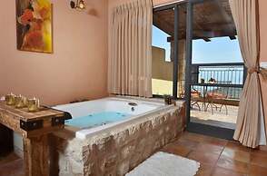 Kami Suites Hotel