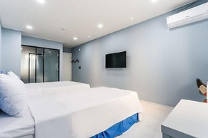 Hotel Cube