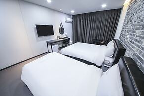 Hotel Cube