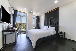 Hotel Cube