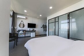 Hotel Cube