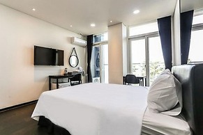 Hotel Cube