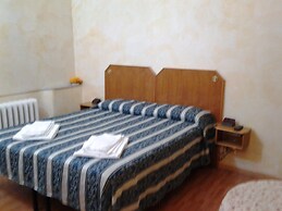 Luna B&B