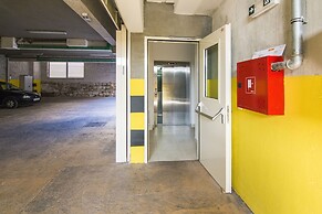 Laura Lux Suites