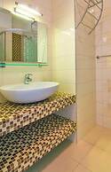 Laura Lux Suites