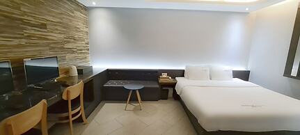 2Heaven Hotel