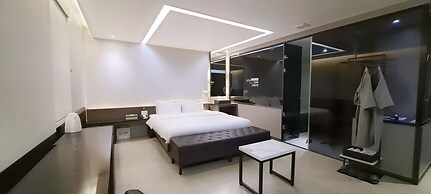 2Heaven Hotel
