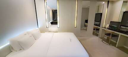 2Heaven Hotel