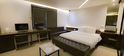 2Heaven Hotel