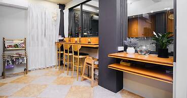SERENE Stays Hotel