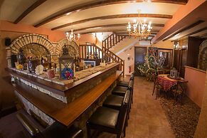 Silva Suites