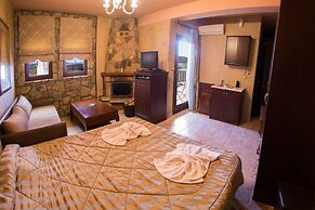 Silva Suites