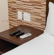 Bayside Hotel 100