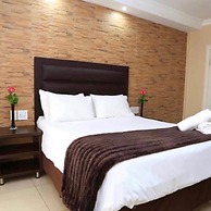 Bayside Hotel 100