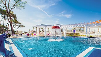 Azul Beach Resort Montenegro by Karisma