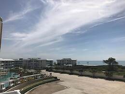 The Energy Huahin by Jammy