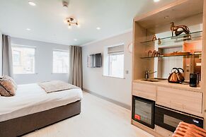 Clarendon Suites