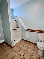 Pelican Bay Resort