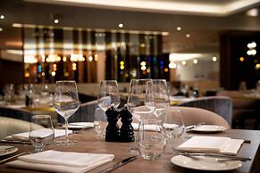 Crowne Plaza London Heathrow T4 by IHG