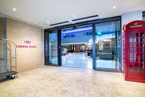 Crowne Plaza London Heathrow T4 by IHG