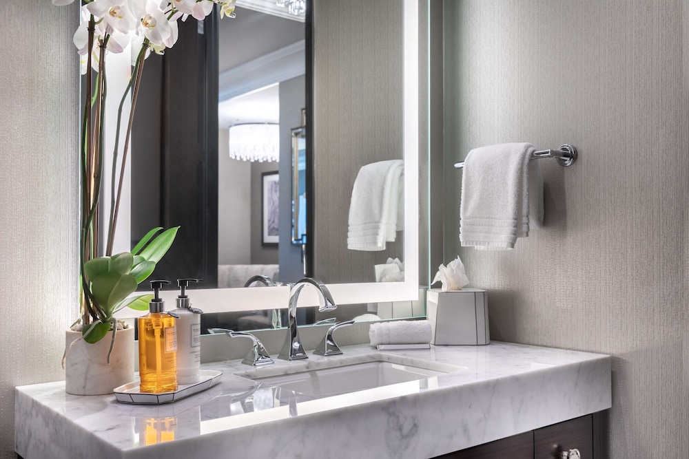 The Post Oak Hotel at Uptown Houston