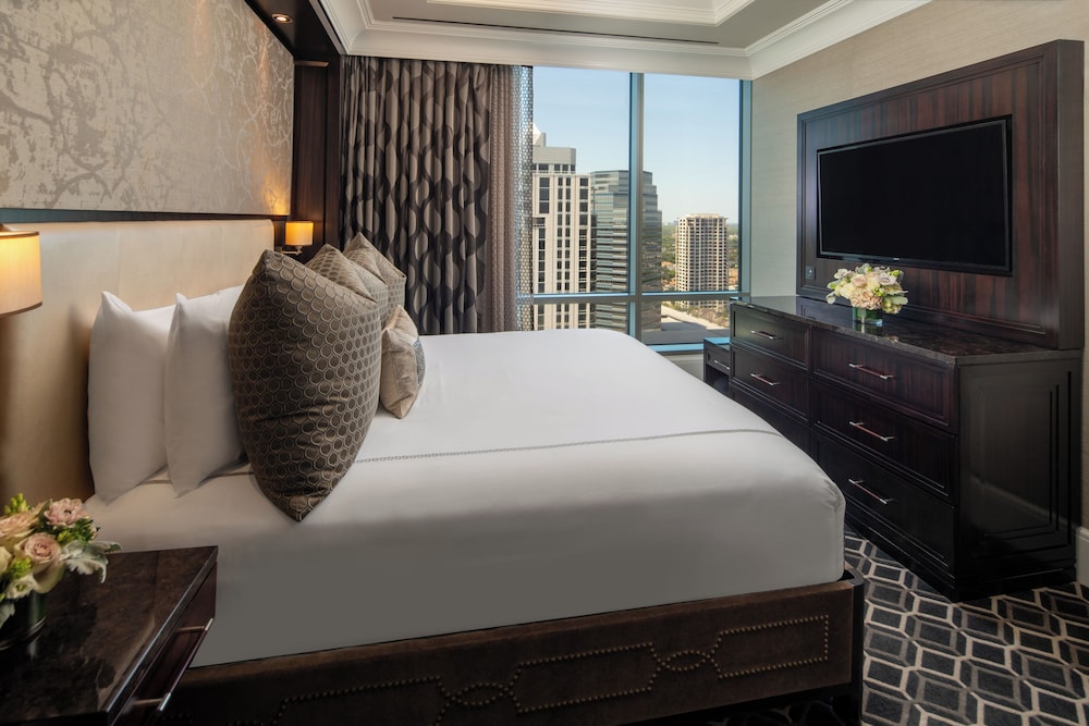 The Post Oak Hotel at Uptown Houston