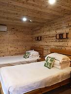 Nanjing Tulou Qingdelou Inn