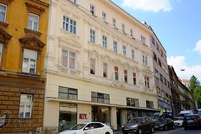 LOVECROATIA - Hostel